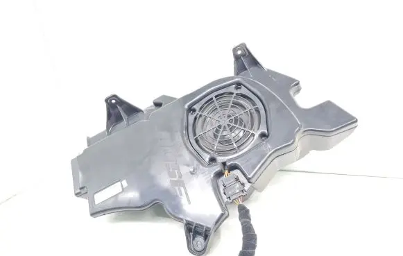 Audi A3 S3 8P Subwoofer speaker 8P3035382A