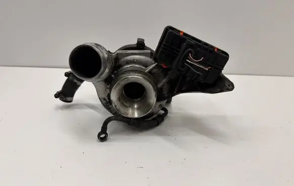 BMW 5 F10 F11 Turbo 7808758 4933500510 8933500510