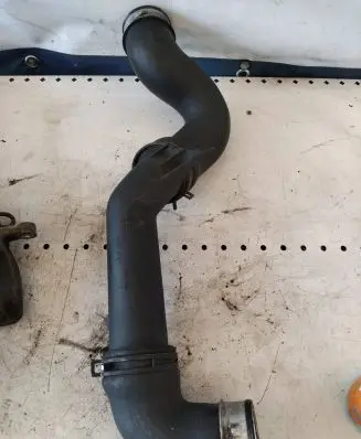 Volkswagen Golf V Intercooler hose/pipe 300145770b
