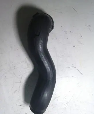 Volvo XC70 Intercooler hose/pipe 30778626