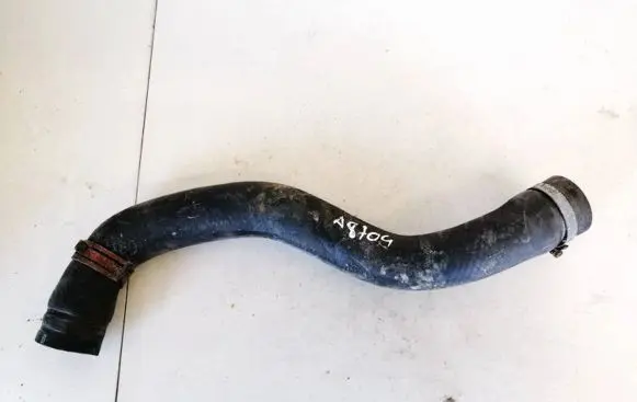 Toyota Avensis Verso Engine coolant pipe/hose