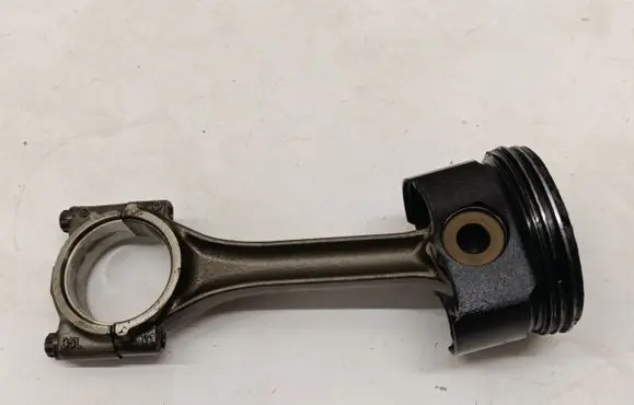 Audi A3 8Y Piston with connecting rod