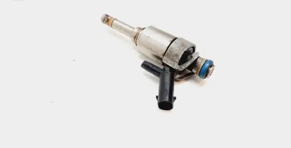 Volkswagen PASSAT B7 USA Fuel injector 06A906036C