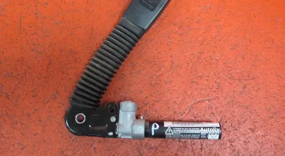 Fiat Ducato Front seatbelt buckle 606372800D