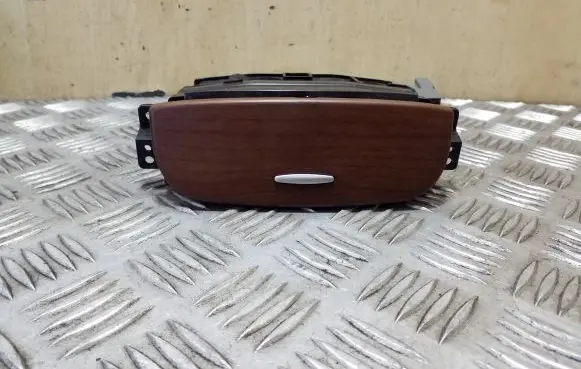 Car ashtray