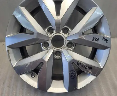 Volkswagen Touran III R16 alloy rim 