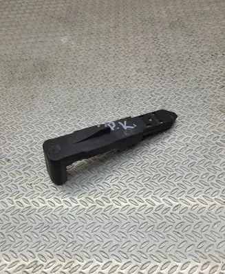 Volvo XC60 Headlight/headlamp mounting bracket 30763155
