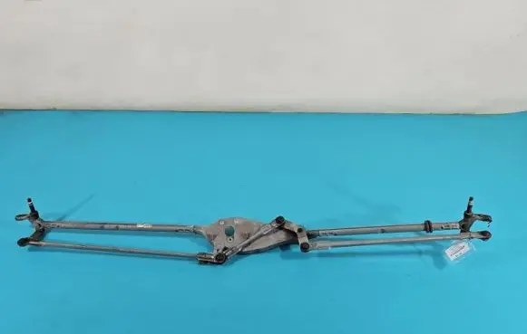 Front wiper linkage