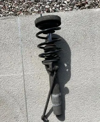 BMW M3 e92 Front shock absorber with coil spring 2283975 1054131501 2283975011