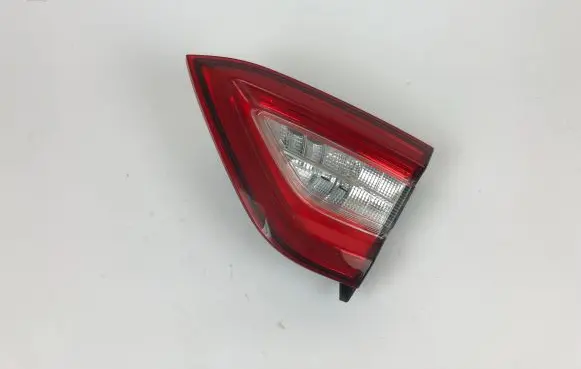 Maserati Levante Tailgate rear/tail lights 20680202 CCC150001 M161M0BBLEA