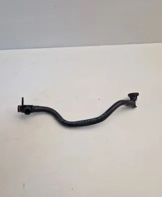 Mercedes-Benz C W205 Breather hose/pipe A2760182000