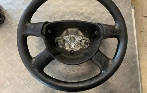 Volkswagen PASSAT B6 Steering wheel 3C04190911QB