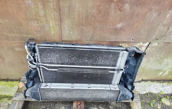 Volvo S80 Radiator set 6G918C607NB 6G917A095AD 6G919L440DD