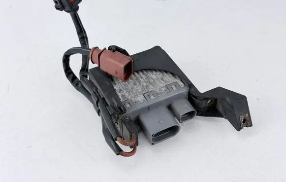 Porsche Boxster 987 Fan control module 99761843601