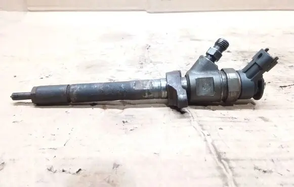 Ford Focus Fuel injector 0445110353 9M5Q9F593AA