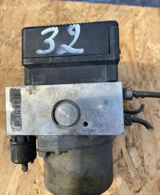 Mitsubishi Pajero Sport I ABS Pump MR955425 244107210023