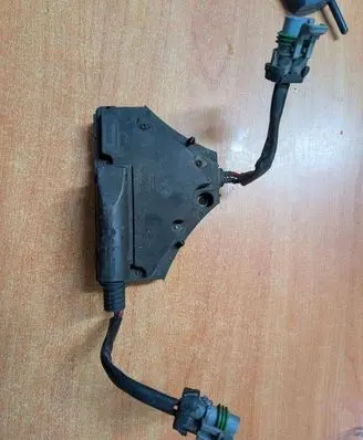 Opel Vectra C Coolant fan relay 874705c 0904748