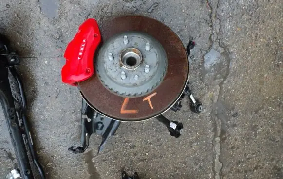 Tesla Model 3 Rear wheel hub spindle/knuckle 