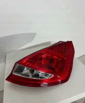 Citroen C5 Rear/tail lights 13404