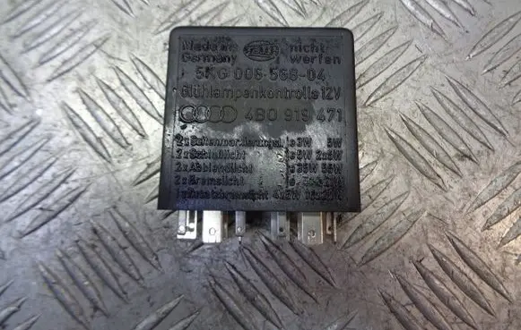 Audi A4 S4 B5 8D Other relay 4B0919471