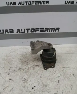 Seat Ibiza IV (6J,6P) Engine mount bracket