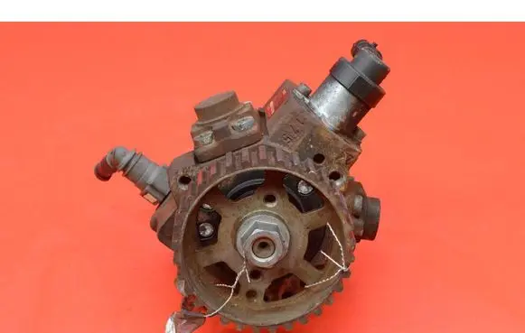 Peugeot Partner Fuel injection high pressure pump 9683703780