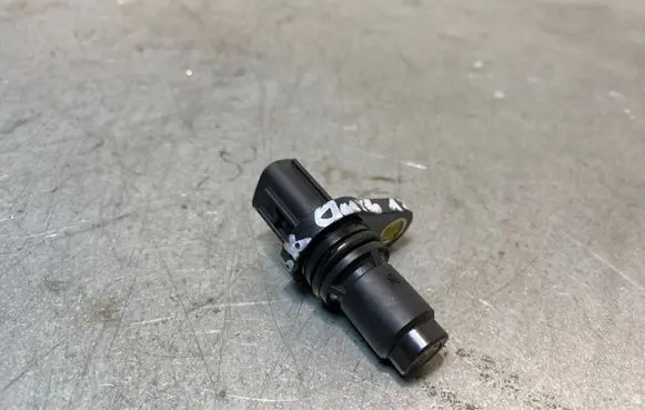 Subaru Outback (BS) Crankshaft position sensor 039001T08