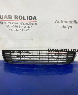 Volkswagen Touran II Front bumper lower grill 1T0853677C