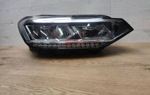 Volkswagen Touran III Headlight/headlamp 5TB941036B