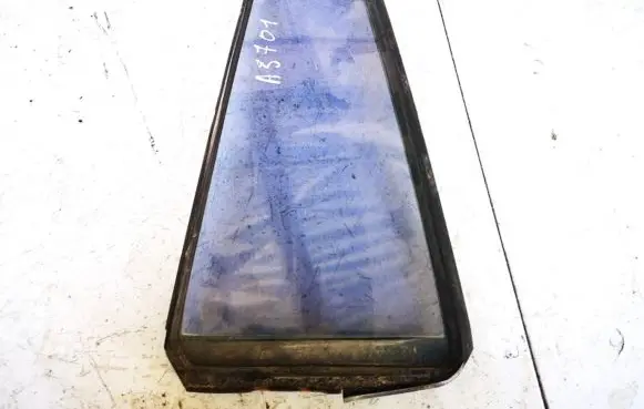 Mazda Premacy Rear vent window glass 