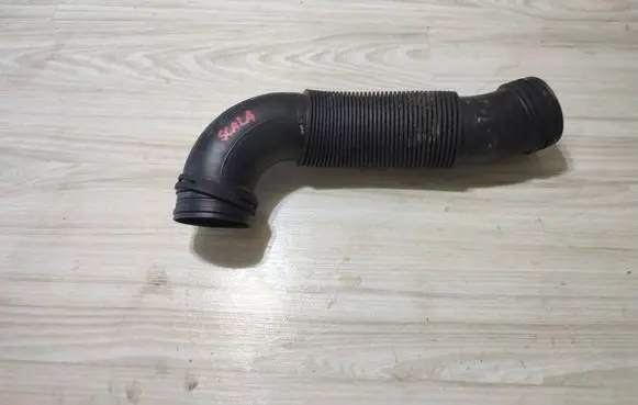 Skoda Scala Air intake duct part 2Q0129618A