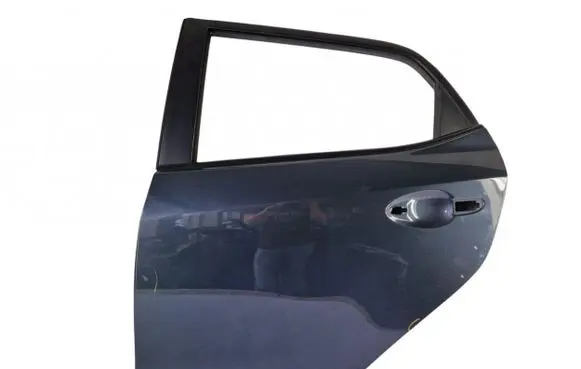 Mazda 2 Rear door