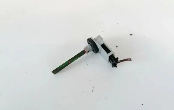 Volkswagen Touran I Interior temperature sensor 4b0820539 1808032317