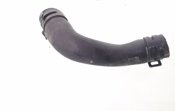 Audi A4 S4 B7 8E 8H Engine coolant pipe/hose 06H121057E