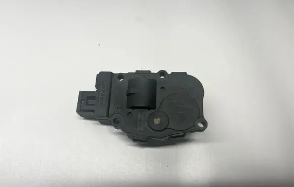 BMW 5 F10 F11 Intake manifold valve actuator/motor EFB430