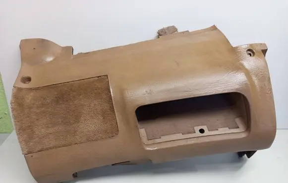 Audi V8 Glove box 441857005