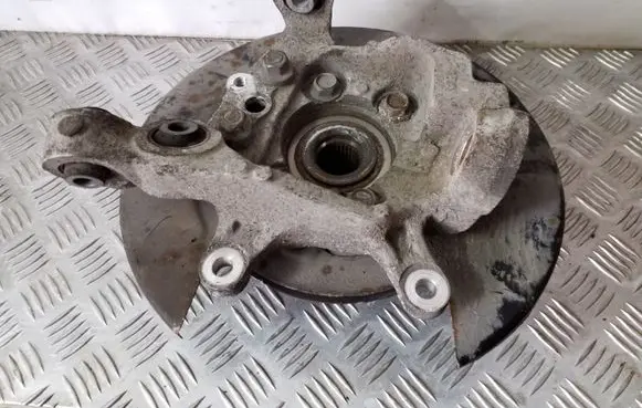 Infiniti EX Rear wheel hub spindle/knuckle 