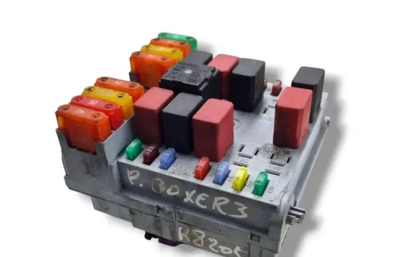 Peugeot Boxer Fuse module 1349946080