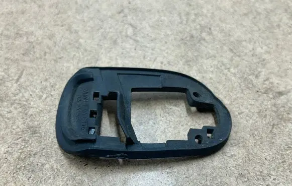 BMW 3 E46 Front door handle cover 51217012770 7012770