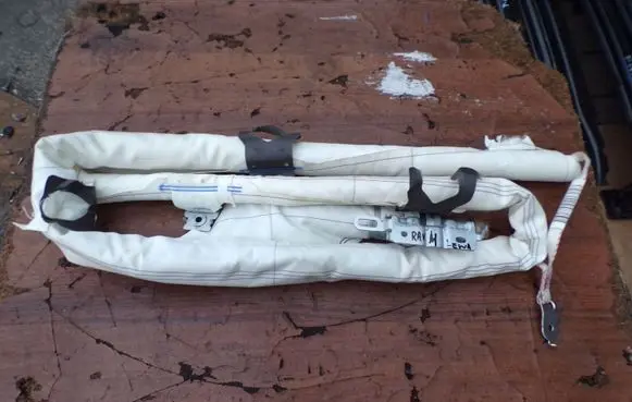 Toyota RAV 4 (XA50) Roof airbag 641667300L