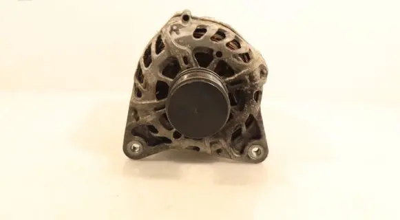 Renault Clio IV Generator/alternator 23108918R