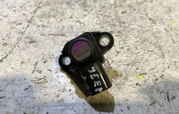 Jeep Cherokee Air pressure sensor 56044591AA 015105A