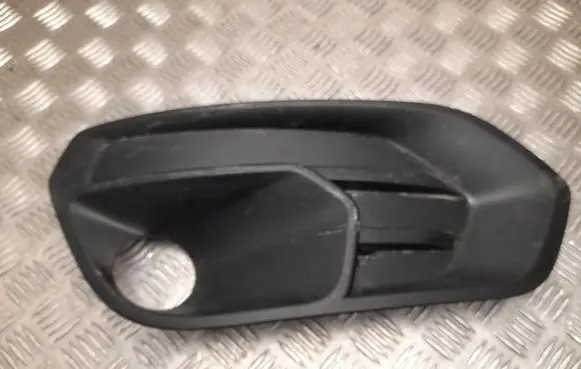 Iveco Daily 6th gen Front grill 05802356341