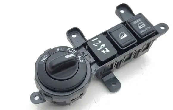 Nissan Navara D23 Differential lock switch 682UU4KJ0A
