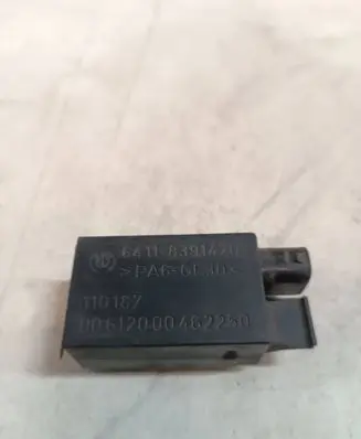 BMW 3 E46 AUC sensor 8391470