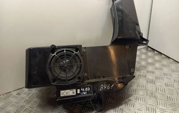 Audi A4 S4 B7 8E 8H Subwoofer speaker 8E9035382E