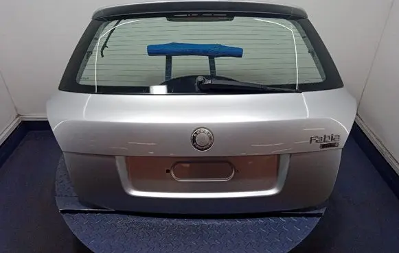Skoda Fabia Mk2 (5J) Tailgate/trunk/boot lid 