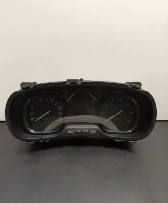Opel Vivaro Speedometer (instrument cluster) 9831168780 04112019 0975889