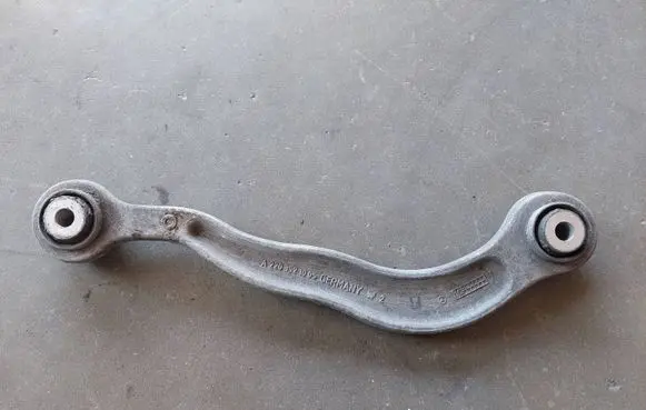 Mercedes-Benz S W221 Rear upper control arm/wishbone A2203521005