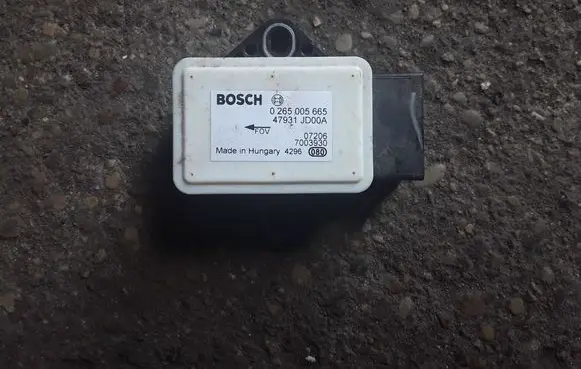 Nissan Qashqai ESP acceleration yaw rate sensor 0265005665
